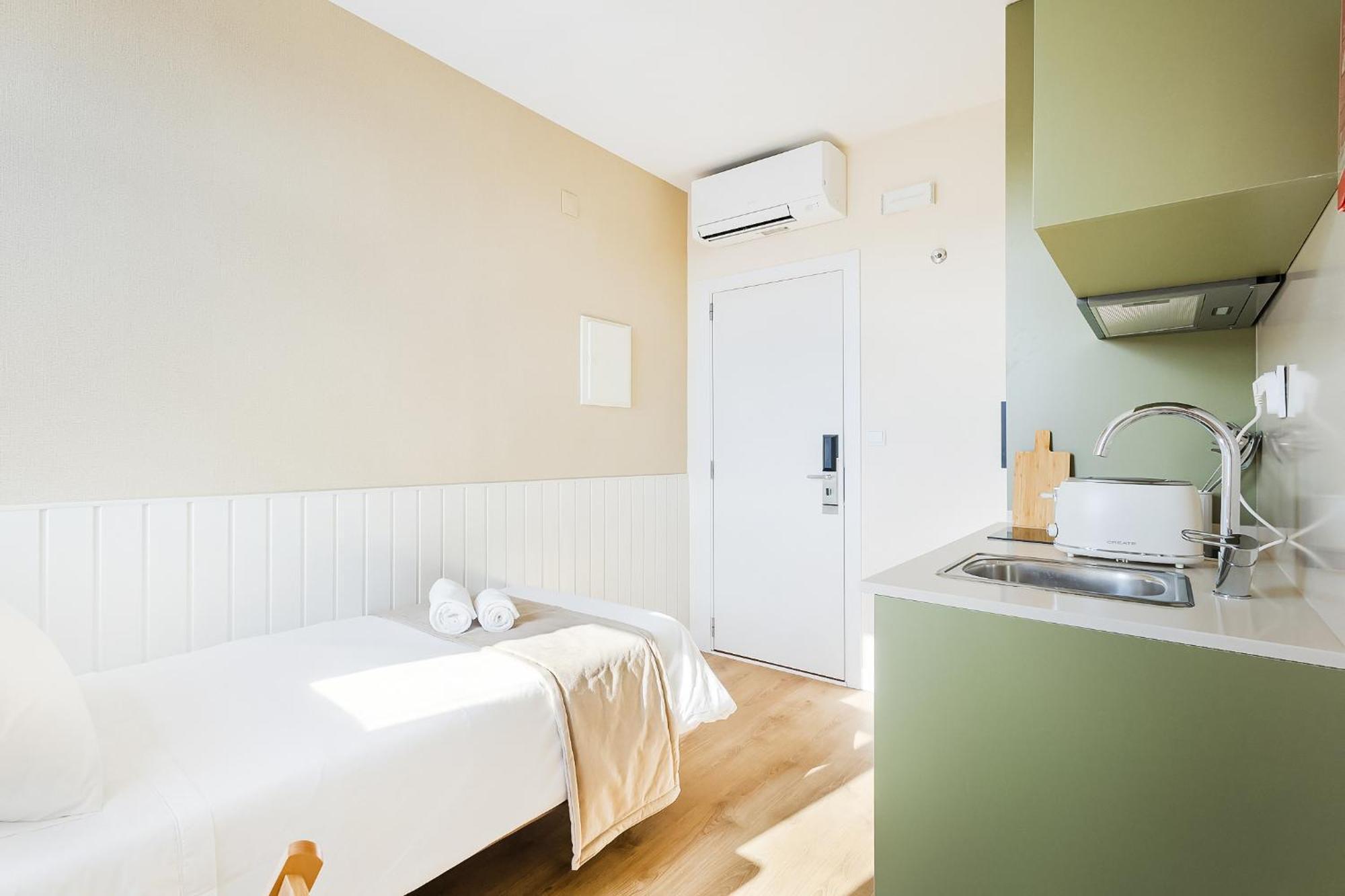 Metropolitan Living - Campolide Apartament *